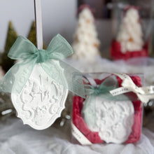 Load image into Gallery viewer, Carousel Plaster Diffuser