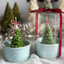 Load image into Gallery viewer, Christmas Tree with Container