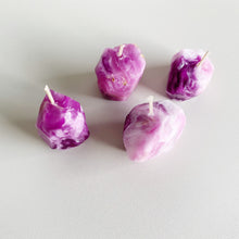 Load image into Gallery viewer, Soy Wax Candle & Gemstone Candle