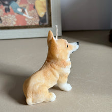 Load image into Gallery viewer, Corgi